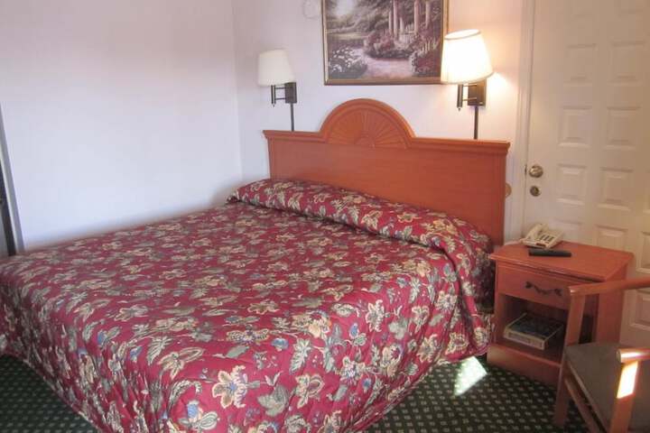 Room 6 of 21