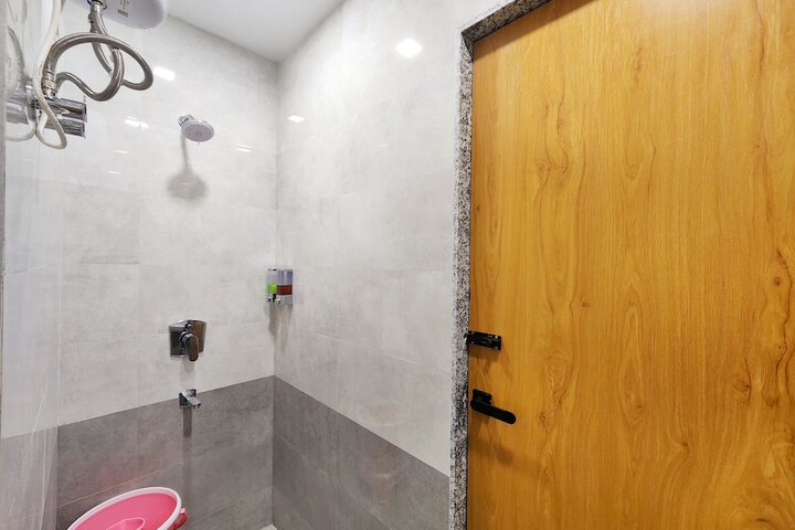 Room 15 of 27