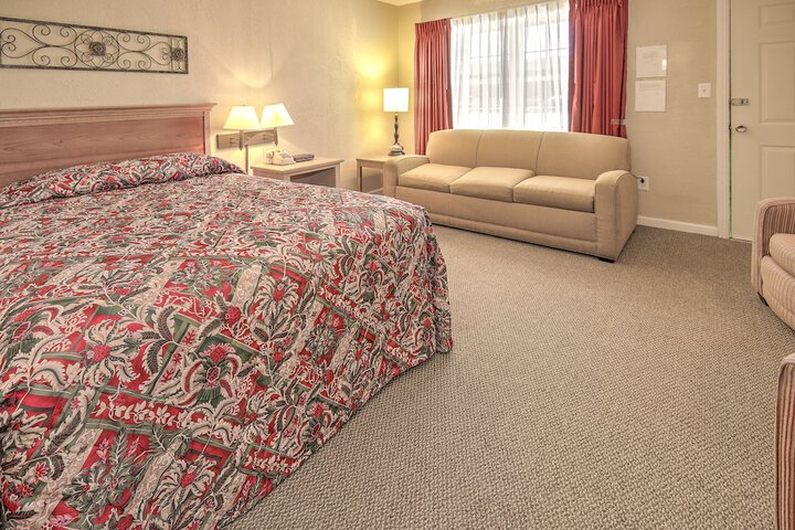 Standard Single Room 1 Queen Bed (5 of 7)