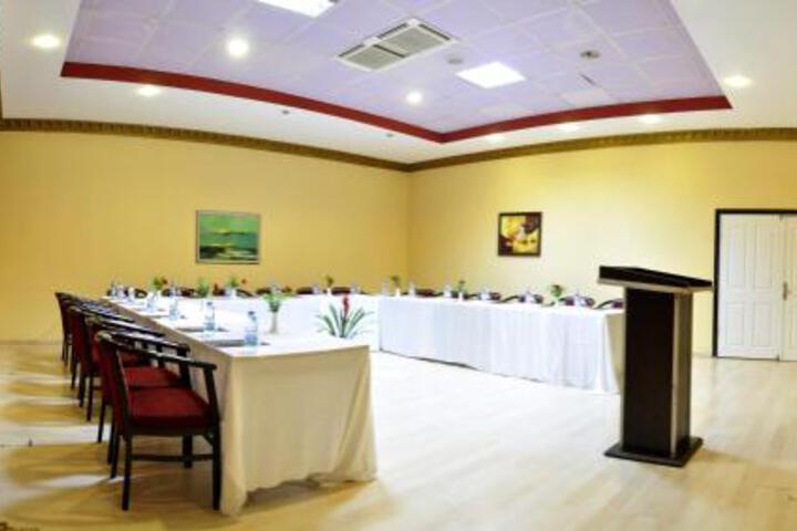 Klas Hotel