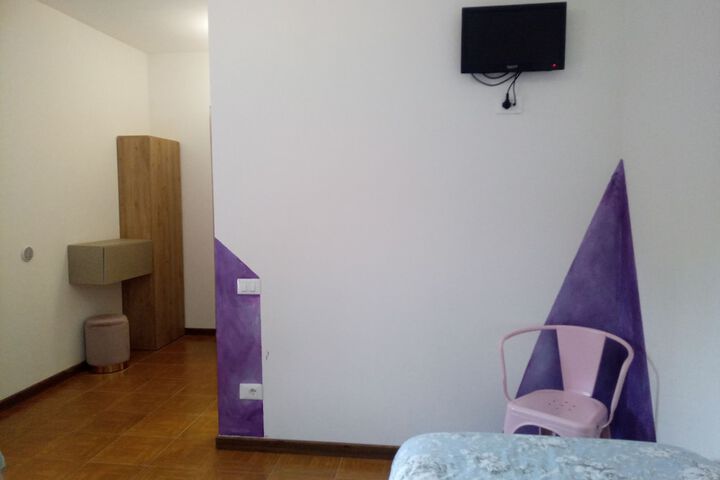 Room 14 of 36