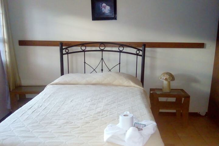Room 4 of 17
