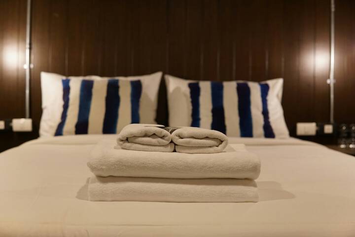 Room 22 of 52