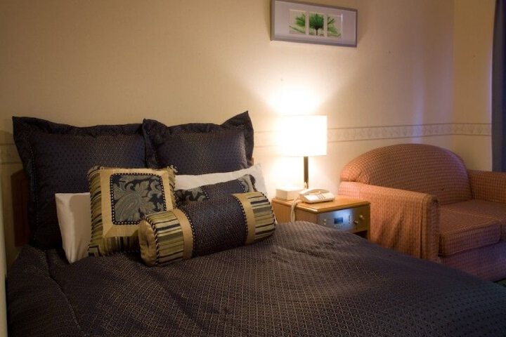 Room 7 of 37