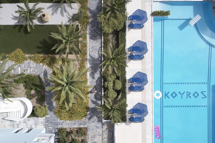 Hotel Exterior 14 of 18