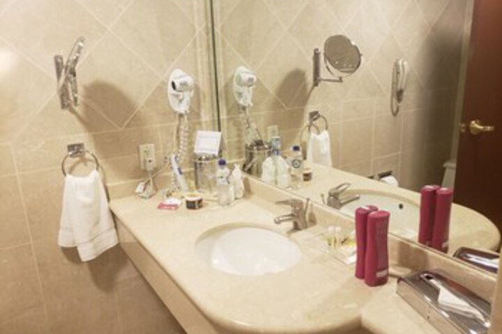 Room 12 of 88