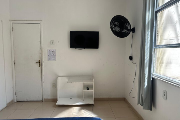 Room 45 of 77