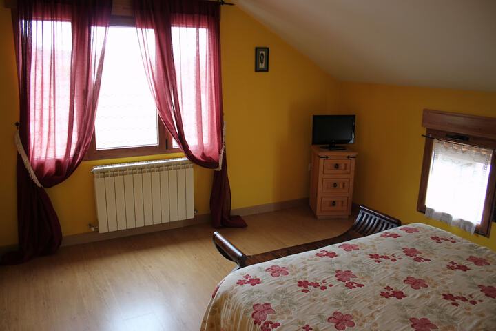 Room 5 of 24