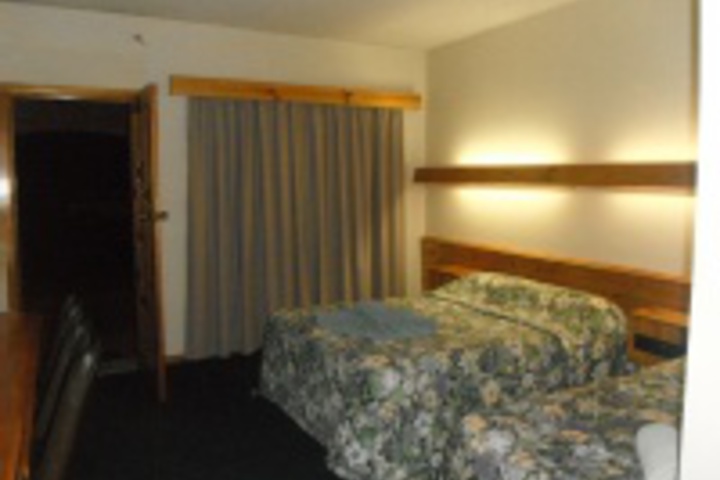 Room 42 of 144
