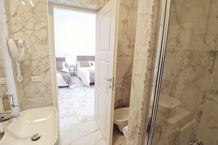 Room 44 of 52