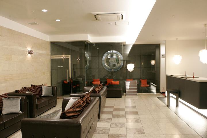 Hotel Lobby