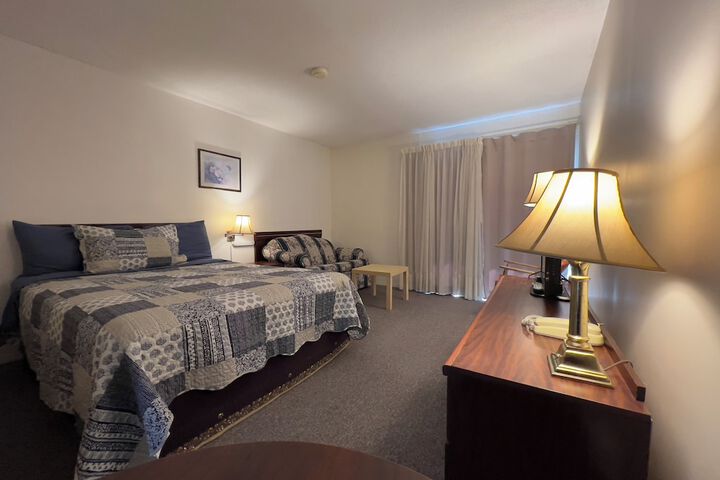 Room 25 of 59