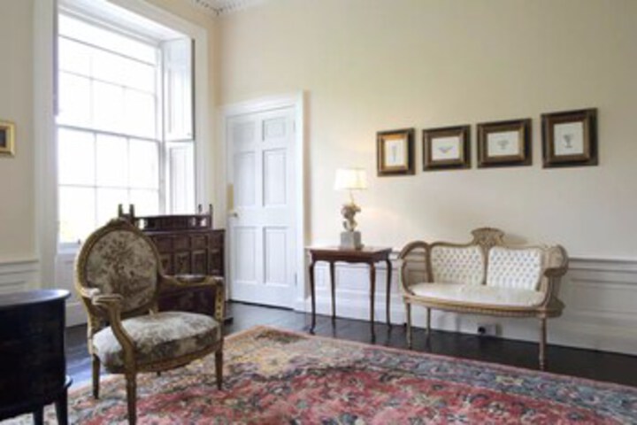 Room 10 of 25