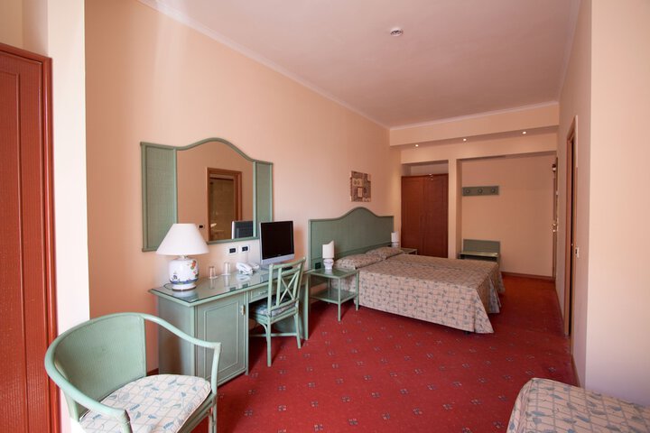 Room 31 of 51