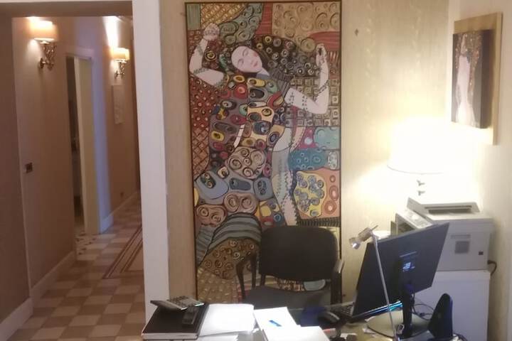 Hotel Interior 4 of 30