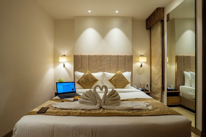Room 25 of 60