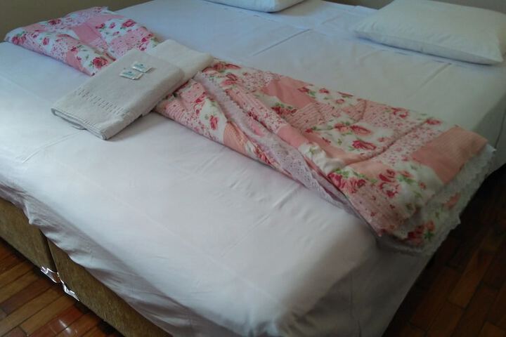 Room 4 of 35