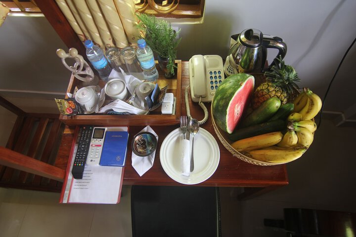 Room 2 of 3
