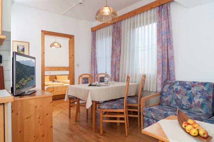 Room 46 of 141
