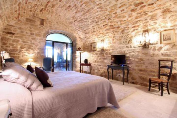 HOTEL DE LA CAUME