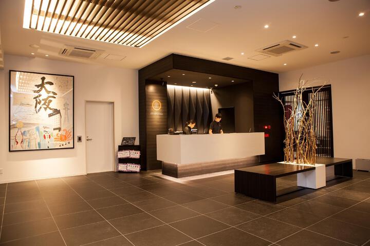 Hotel Lobby