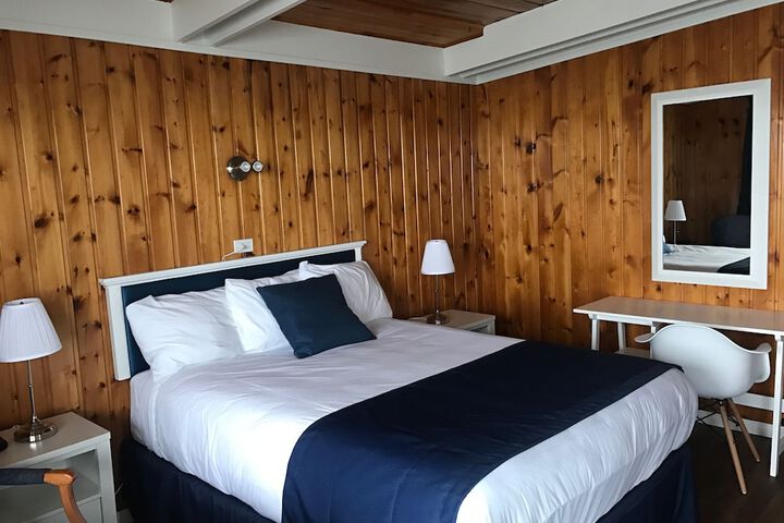 Room 11 of 55
