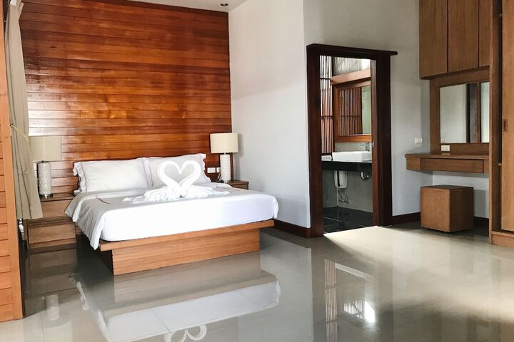 Room 5 of 35