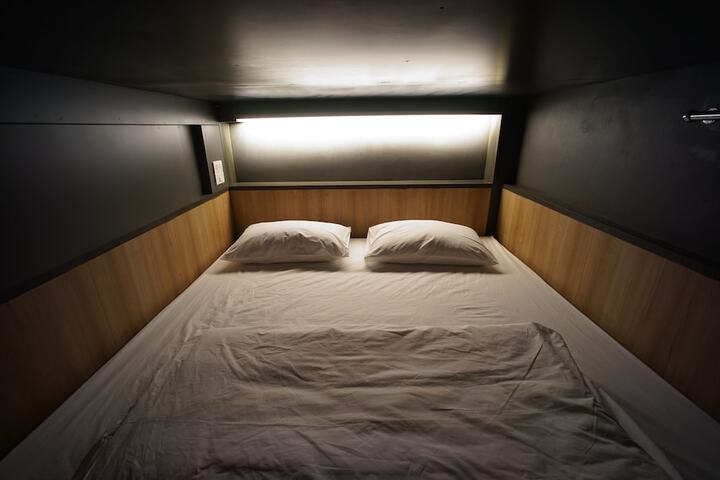 Room 19 of 47