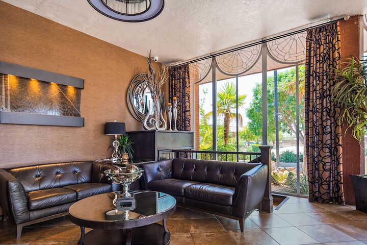 Guest Lobby