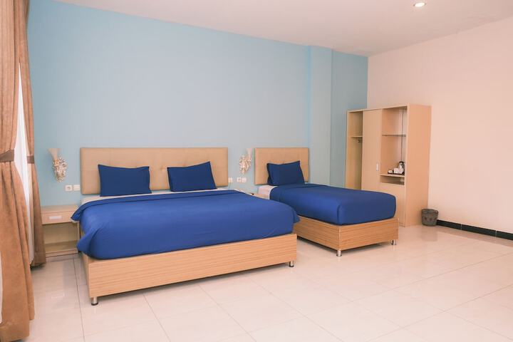 Room 3 of 42