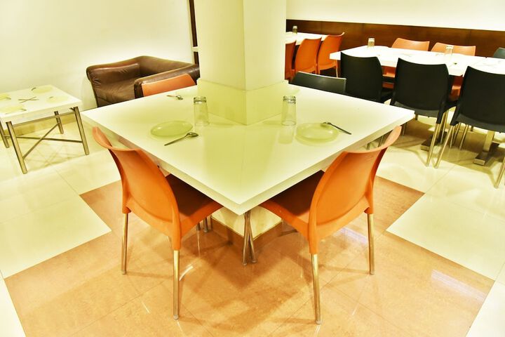 Dining Photos
