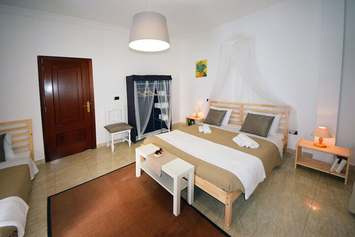 Room 17 of 23