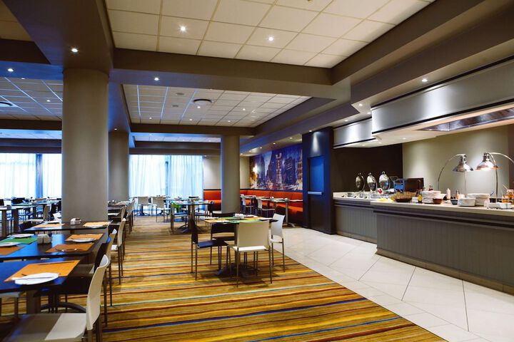 Dining Photos