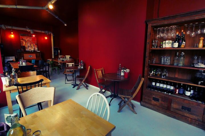 Breakfast area