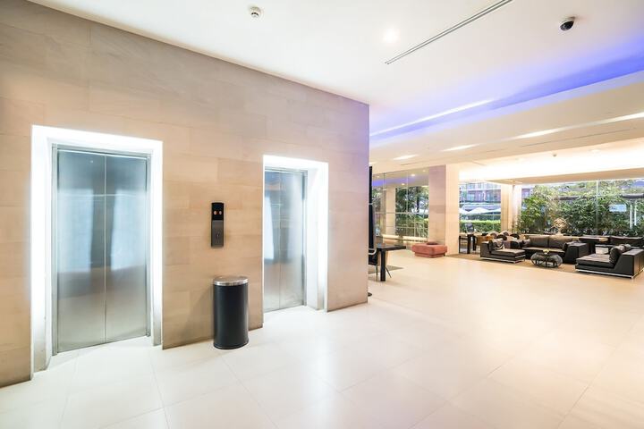Hotel Lobby