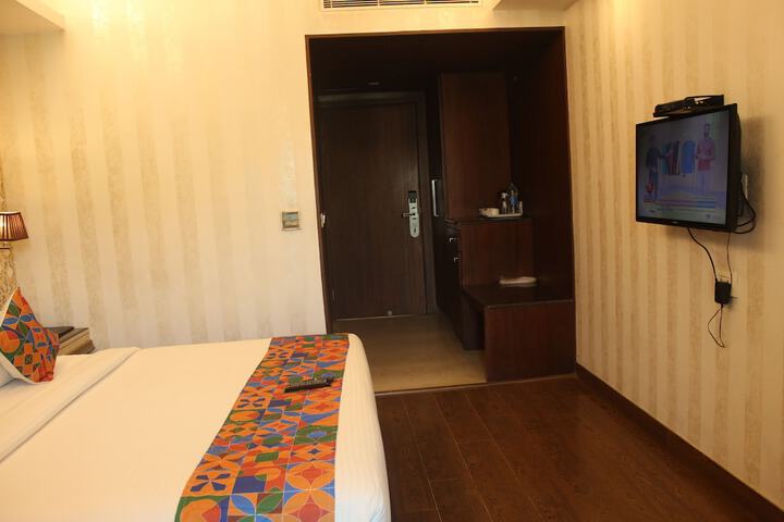 Room 3 of 19