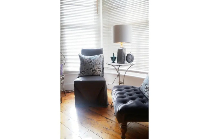 Room 3 of 17