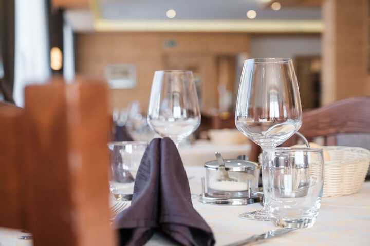 Dining 140 of 177