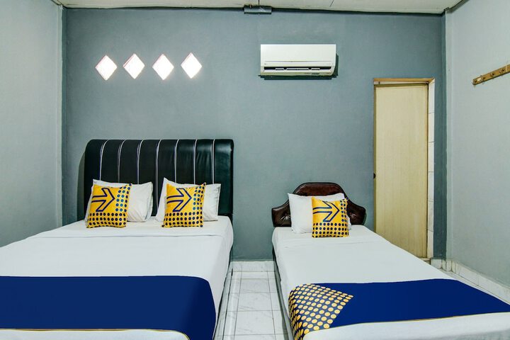 Room 27 of 41