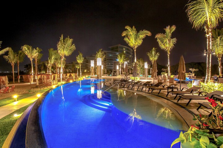 Pool 137 of 251