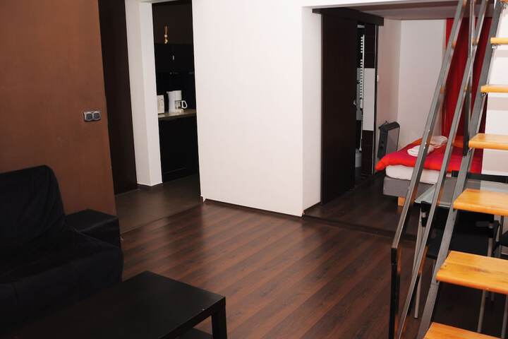 Room 15 of 65