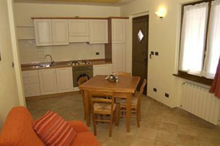 Room 15 of 19