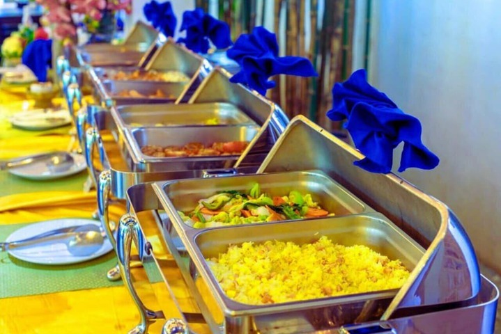 Dining 250 of 298