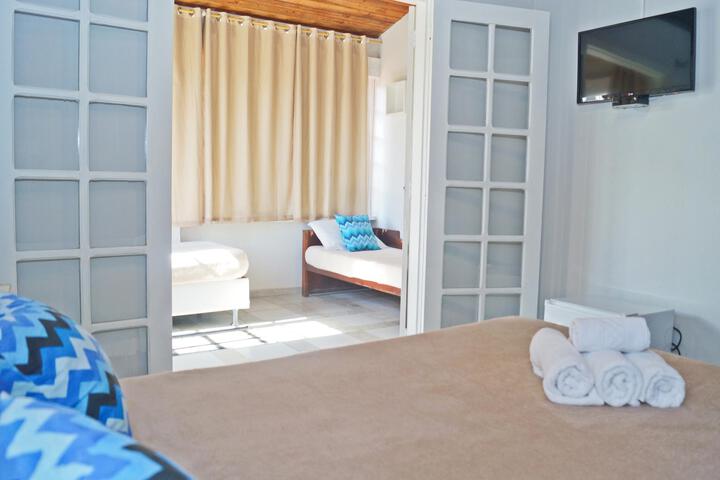 Room 7 of 19