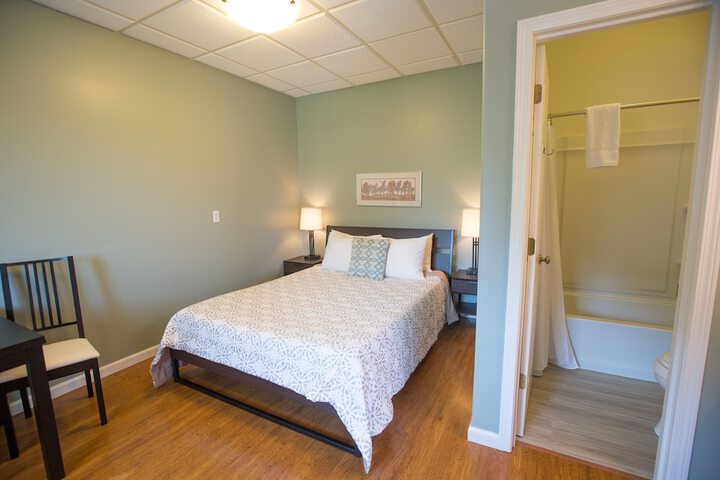 Room 10 of 61