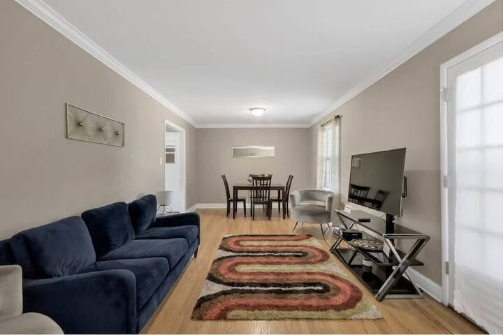 Room 8 of 13