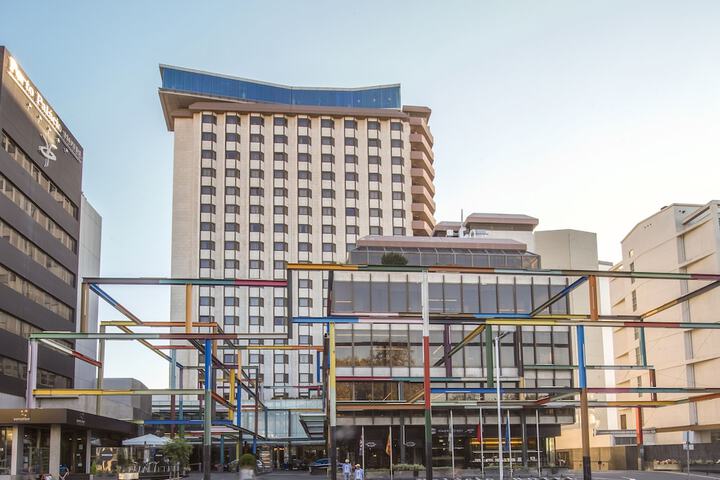 Hotel Exterior 101 of 107