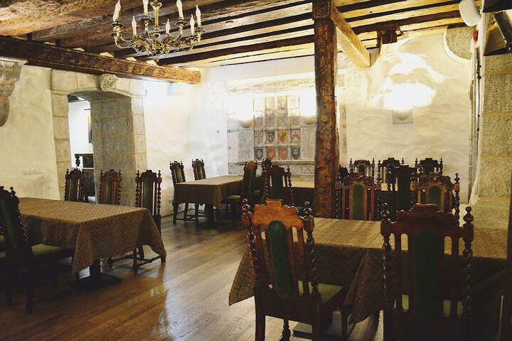 Dining 77 of 119