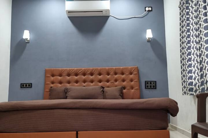 Room 30 of 70
