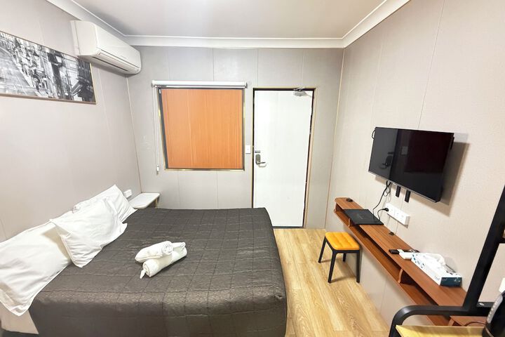 Room 20 of 48